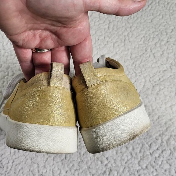 Vionic "Winny" womens sneaker  size 9 - Picture 2 of 6